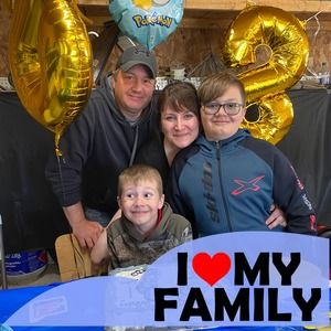 Meet your Posher, Dena